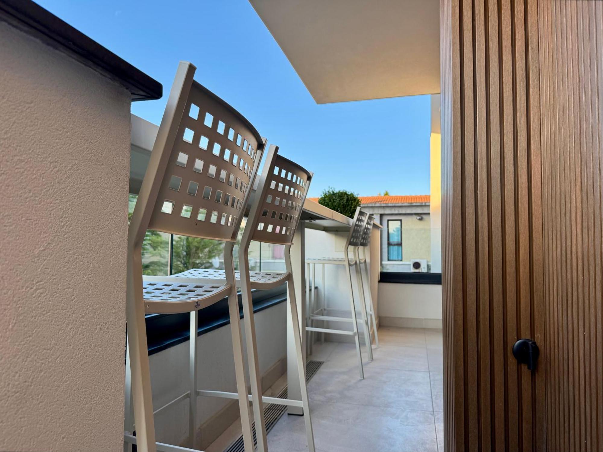 Luxury Newly Build 1br Azulis#5 - Lift - Terrace - Free Parking *