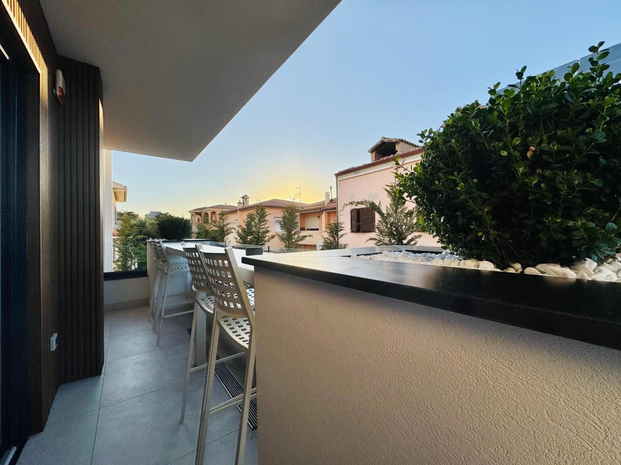 Luxury Newly Build 1br Azulis#5 - Lift - Terrace - Free Parking Apartment *